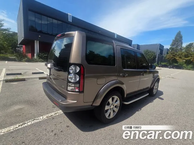Land Rover Discovery 2015 thumb 9