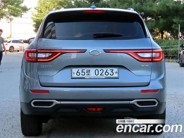 Renault-KoreaSamsung Koleos 2016 thumb 4