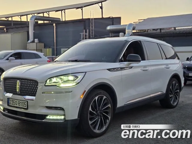 Lincoln Aviator 2021 thumb 2