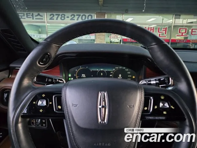 Lincoln Aviator 2021 thumb 8