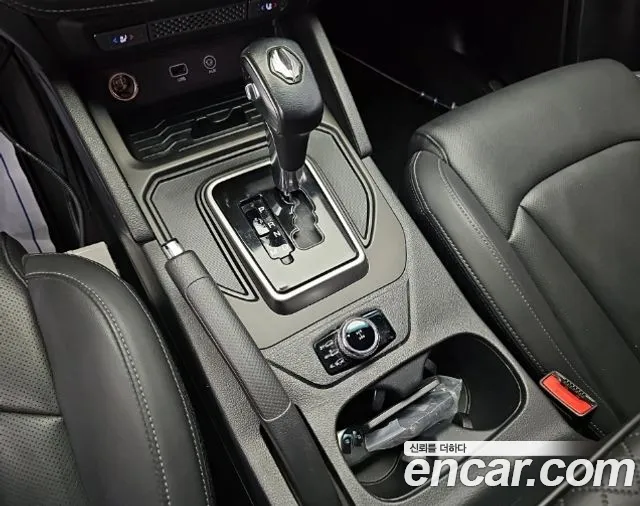 KG_Mobility_Ssangyong Rexton 2019 thumb 8