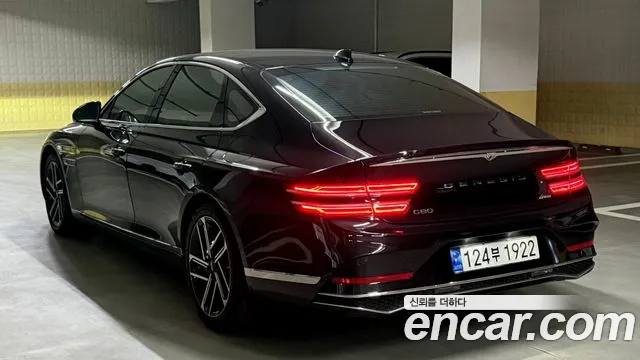 Genesis G80 2024 thumb 5