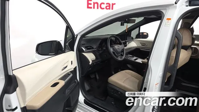Toyota Sienna 2024 thumb 10