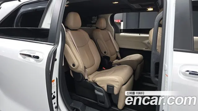 Toyota Sienna 2024 thumb 12