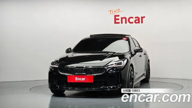Kia Stinger 2022 thumb 3