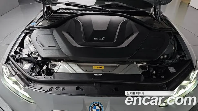 BMW i4 2025 thumb 5