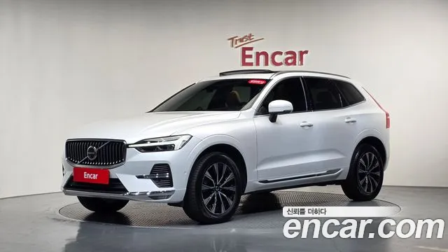 Volvo XC60 2023 thumb 12