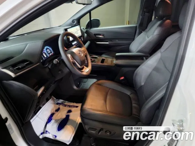 Toyota Sienna 2025 thumb 7