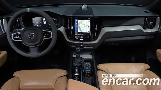 Volvo XC60 2020 thumb 7