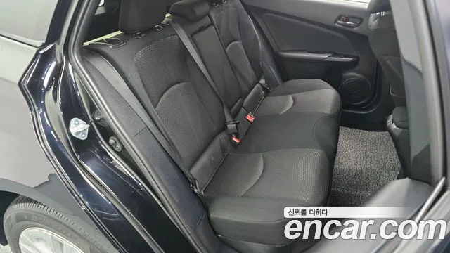 Toyota Prius 2021 thumb 11