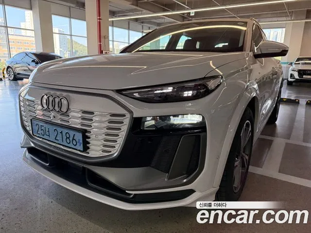 Audi Q6 e-tron 2026 thumb 12