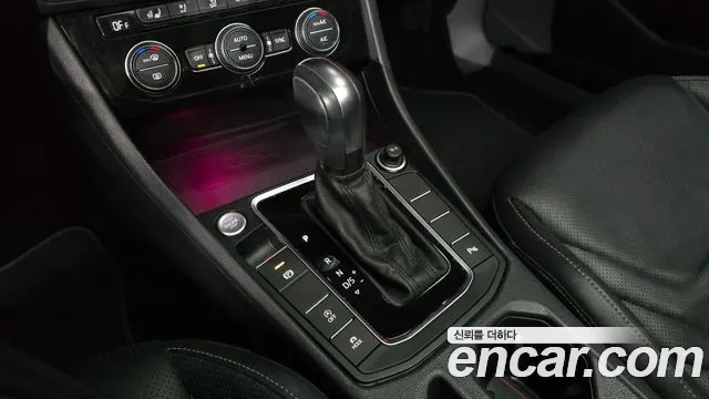 Volkswagen Jetta 2020 thumb 9