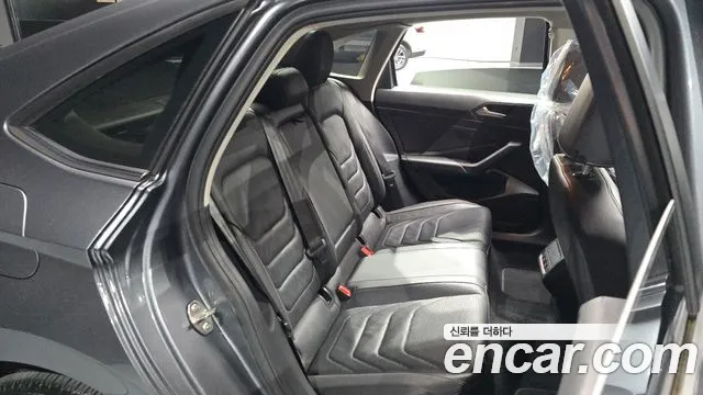 Volkswagen Jetta 2020 thumb 11