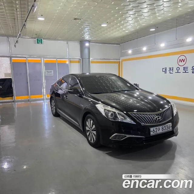 Hyundai Grandeur 2015 thumb 2