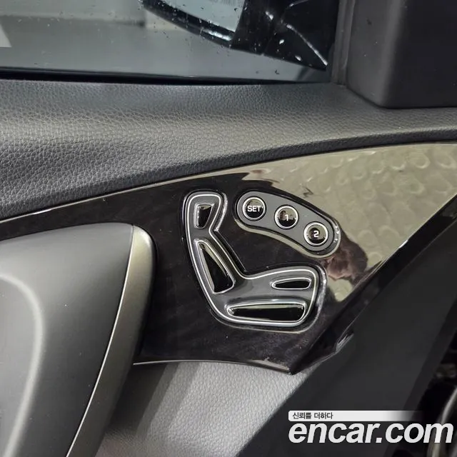 Hyundai Grandeur 2015 thumb 9
