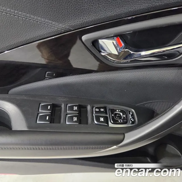 Hyundai Grandeur 2015 thumb 10