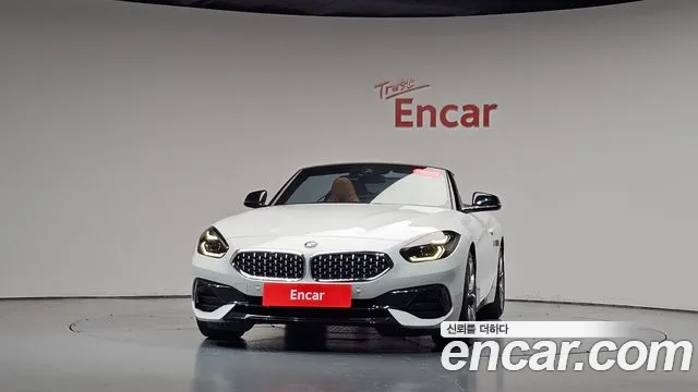BMW Z4 2020 thumb 2