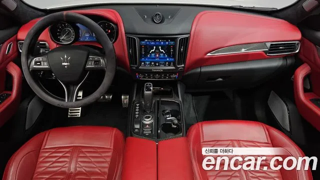 Maserati Levante 2020 thumb 6