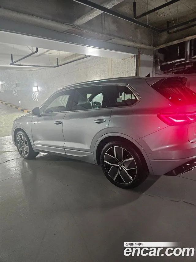 Volkswagen Touareg 2026 thumb 6