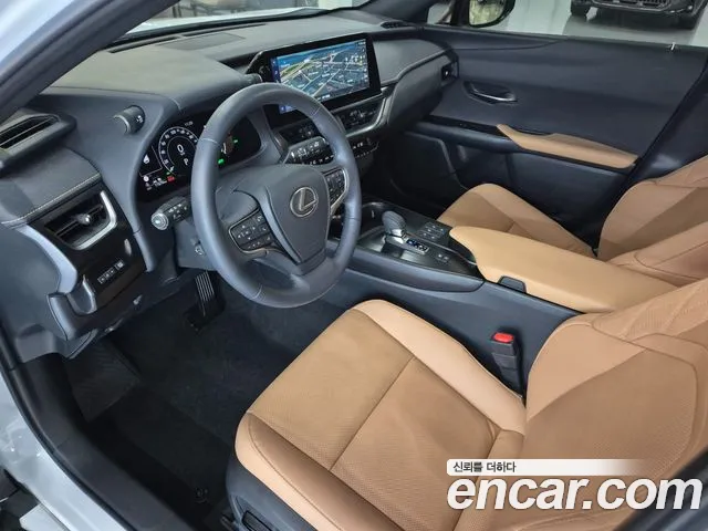 Lexus UX 2025 thumb 10