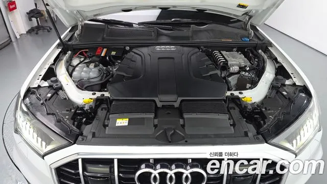 Audi Q7 2022 thumb 6