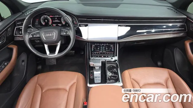 Audi Q7 2022 thumb 7