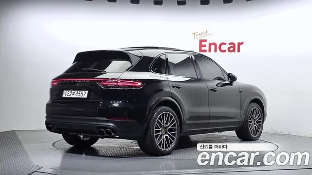 Porsche Cayenne 2019 thumb 2