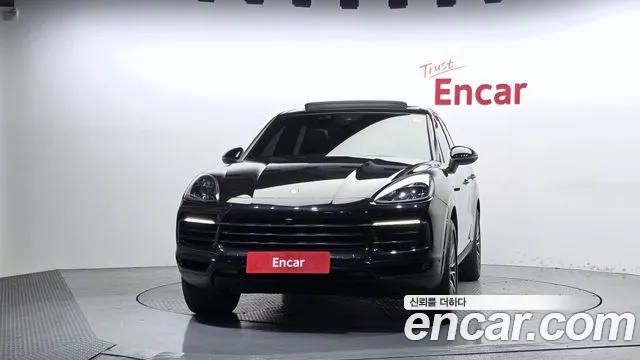 Porsche Cayenne 2019 thumb 3