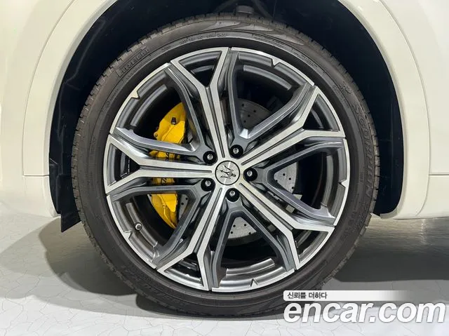 Maserati Levante 2023 thumb 5