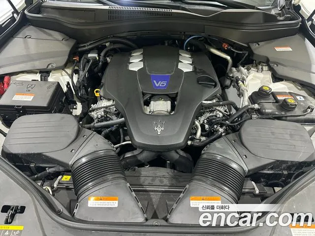 Maserati Levante 2023 thumb 6
