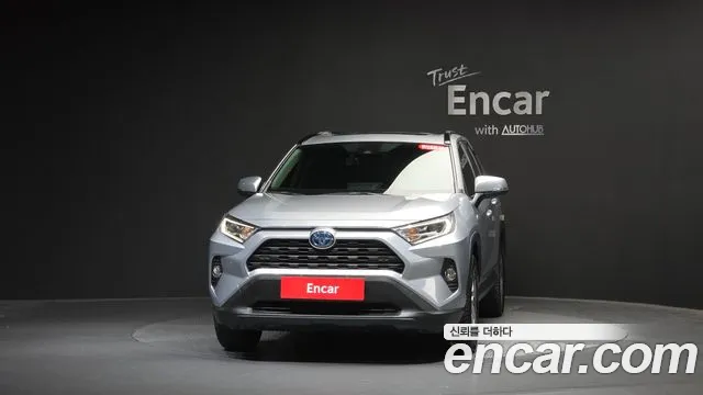Toyota RAV4 2021 thumb 2