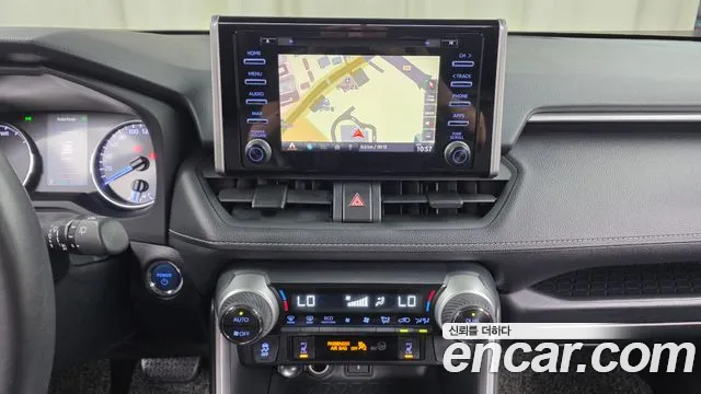 Toyota RAV4 2021 thumb 12