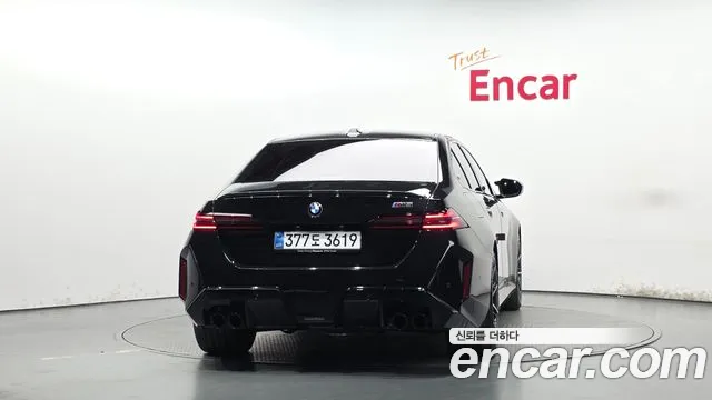 BMW M5 2026 thumb 4