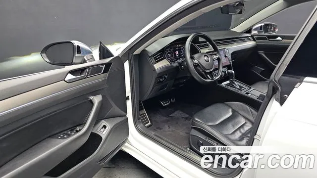 Volkswagen Arteon 2019 thumb 10