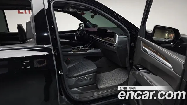 Cadillac Escalade 2025 thumb 10