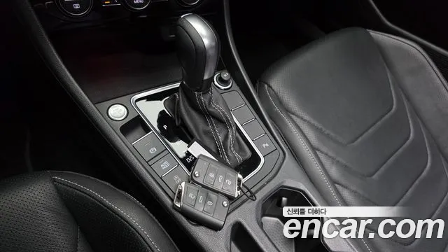 Volkswagen Jetta 2021 thumb 8