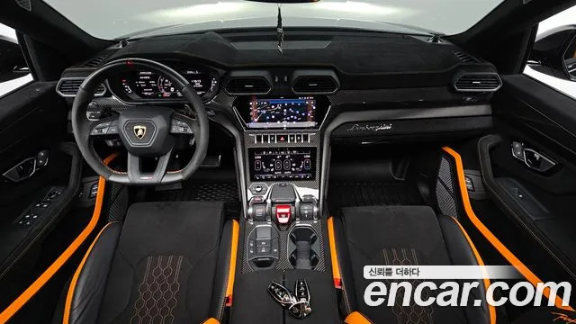 Lamborghini Urus 2024 thumb 7