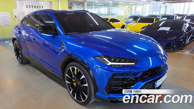 Lamborghini Urus 2022 thumb 11