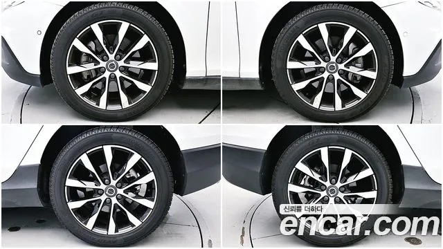 Volvo V40 2019 thumb 5