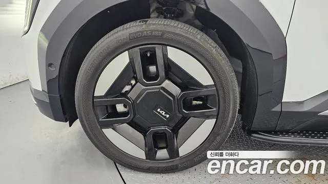 Kia EV9 2023 thumb 5