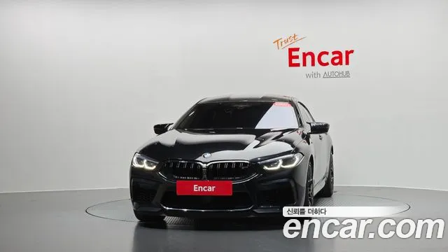 BMW M8 2021 thumb 2