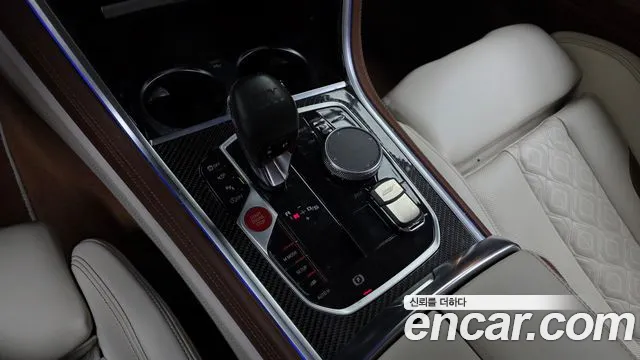 BMW M8 2021 thumb 8
