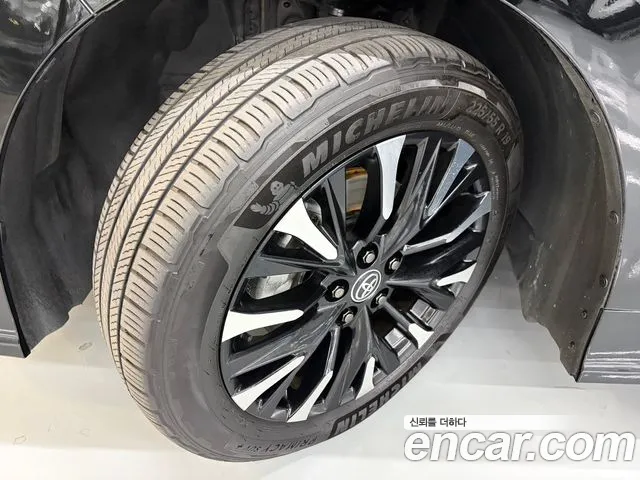Toyota Alphard 2023 thumb 5