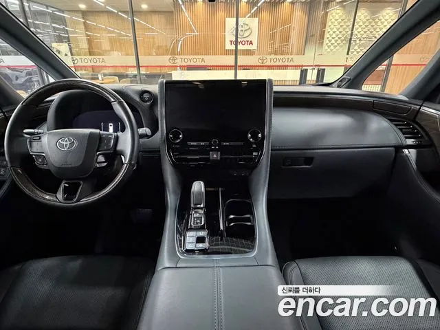 Toyota Alphard 2023 thumb 7