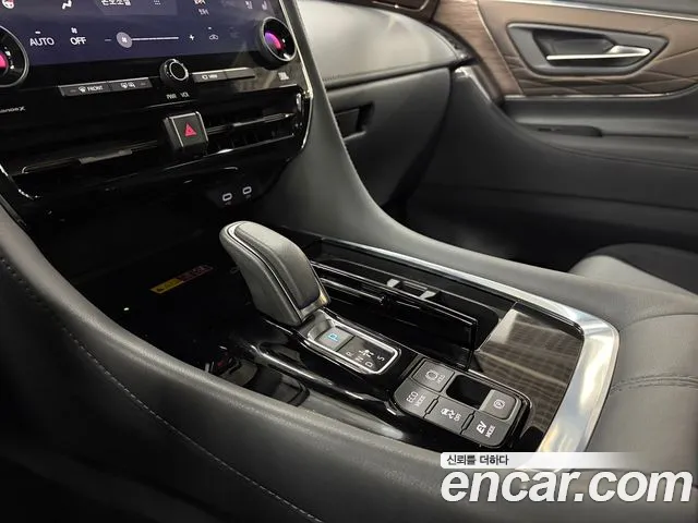 Toyota Alphard 2023 thumb 9
