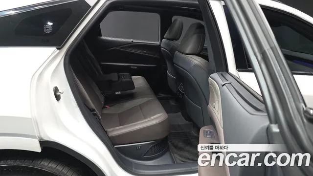 Lexus RX 2026 thumb 12