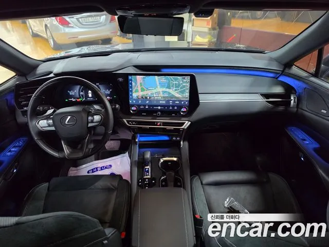Lexus RX 2025 thumb 7