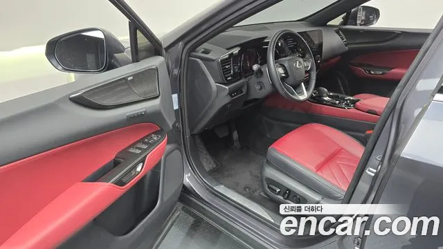 Lexus NX 2025 thumb 10