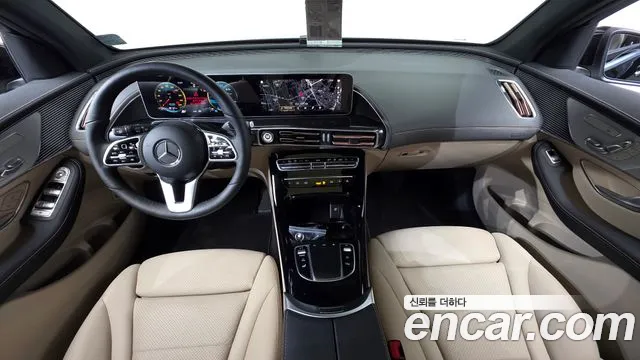Mercedes-Benz EQC 2020 thumb 7