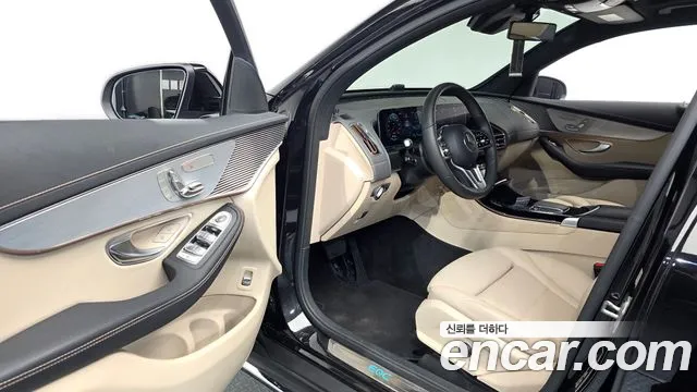 Mercedes-Benz EQC 2020 thumb 10